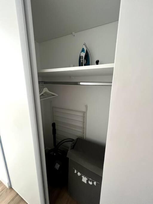 Hana Home Mantes-La-Jolie 6 Personnes Parking Public Gratuit Business&Family Екстер'єр фото